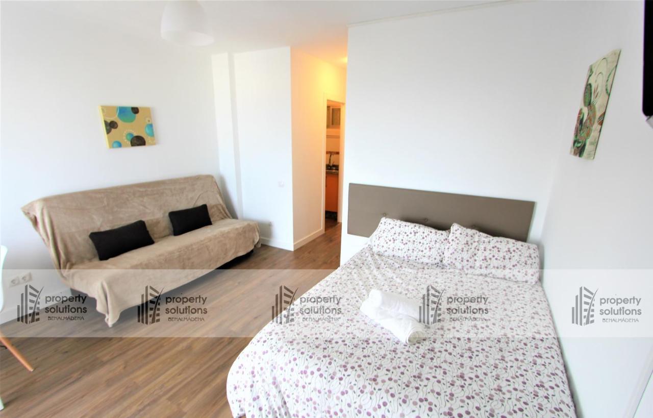 712 Iris Apartamentos - Vista Al Mar - A 10 Min De La Playa Caminando Y 5 Min Del Centro Benalmadena Bagian luar foto