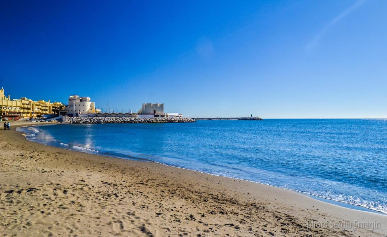 712 Iris Apartamentos - Vista Al Mar - A 10 Min De La Playa Caminando Y 5 Min Del Centro Benalmadena Bagian luar foto